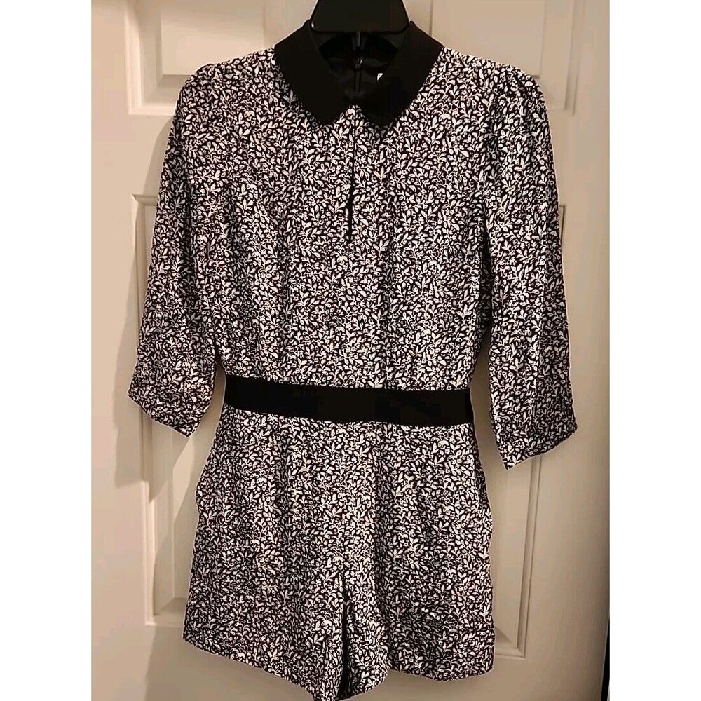 Jack Wills Skort Dress Shorts Womens Size 4 Black White Narrow Opening Front